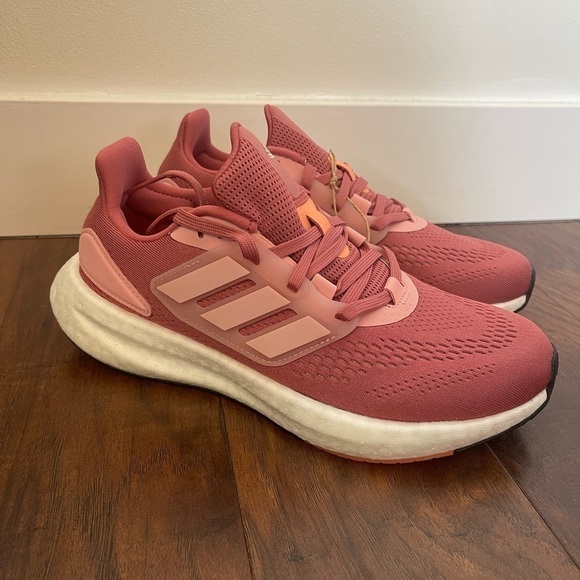 NWT Adidas Pureboost 22 W Sneaker - Picture 6 of 6